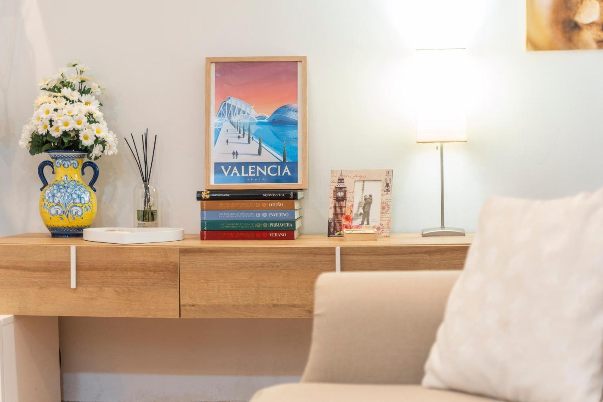 Lovely Apartment Near Beach & Science City Valencia Exteriör bild