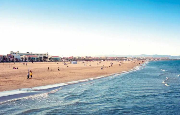 Lovely Apartment Near Beach & Science City Valencia Exteriör bild
