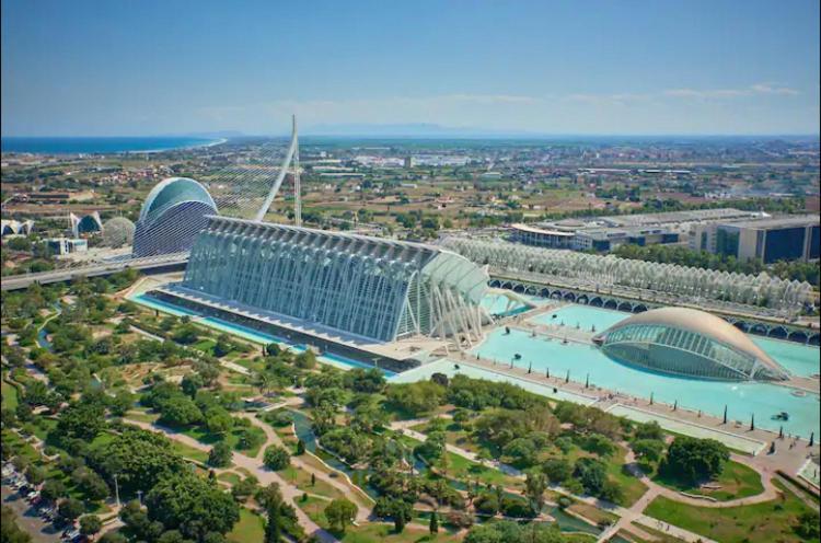 Lovely Apartment Near Beach & Science City Valencia Exteriör bild